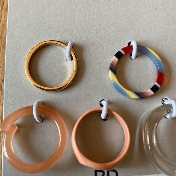 BP Multicolor Resin Rings Set - Picture 3 of 6